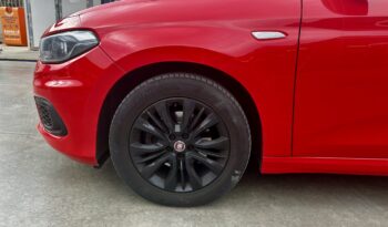 FIAT Tipo 2020 1.4 16v Fire Street 95cv 5p. – 11.640€ (107.000KM l Gasolina l Manual l Rojo) lleno