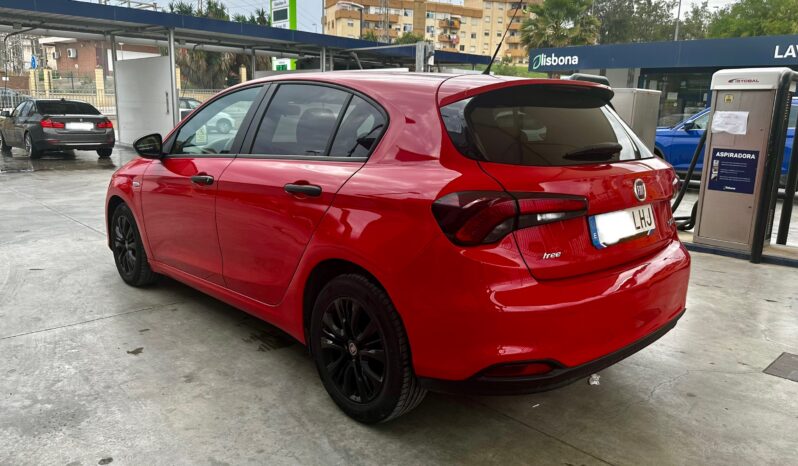 FIAT Tipo 2020 1.4 16v Fire Street 95cv 5p. – 11.640€ (107.000KM l Gasolina l Manual l Rojo) lleno