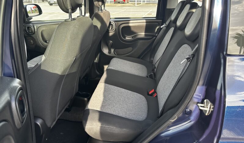 FIAT PANDA 2020 1.2 LOUNGE 70CV 5p. – 7.000€ (99.000KM l Gasolina l Manual I Azul) lleno